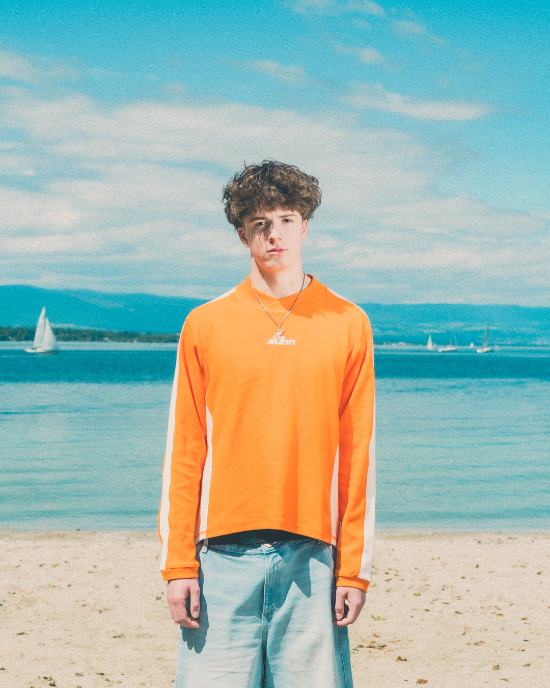 LONG SLEEVE